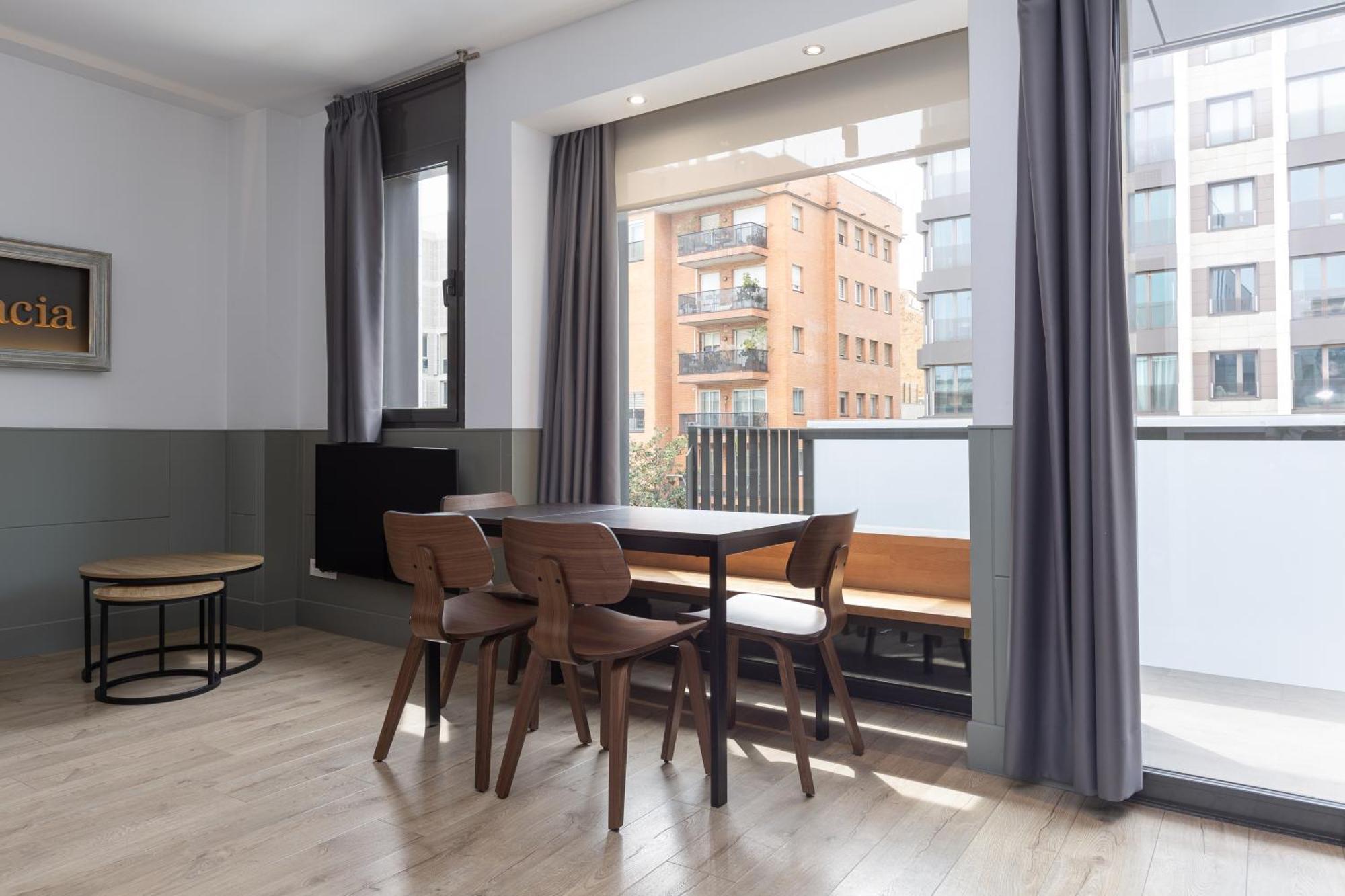 דירות ברצלונה Enjoybcn Patio De Gala חדר תמונה
